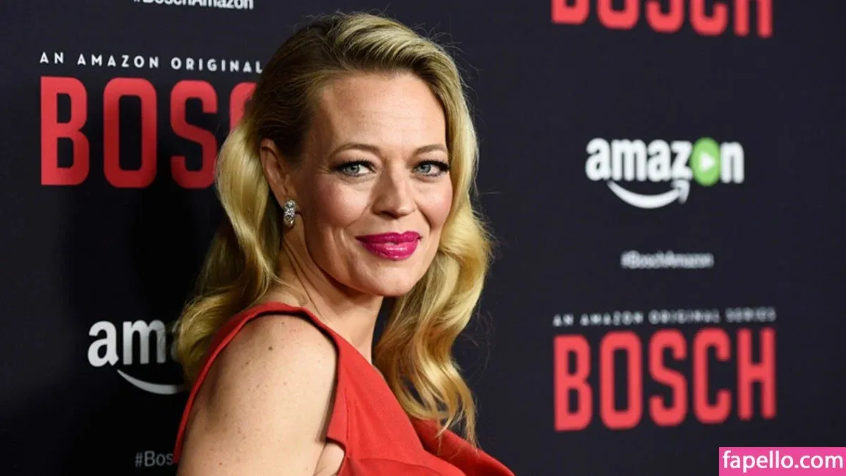 JURI 新宿クリスタル Onlyfans Photo Gallery 