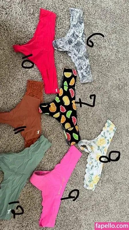 Bailey Saint Onlyfans Photo Gallery 