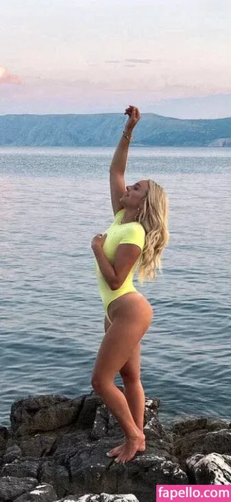 Celine Preuß Onlyfans Photo Gallery 