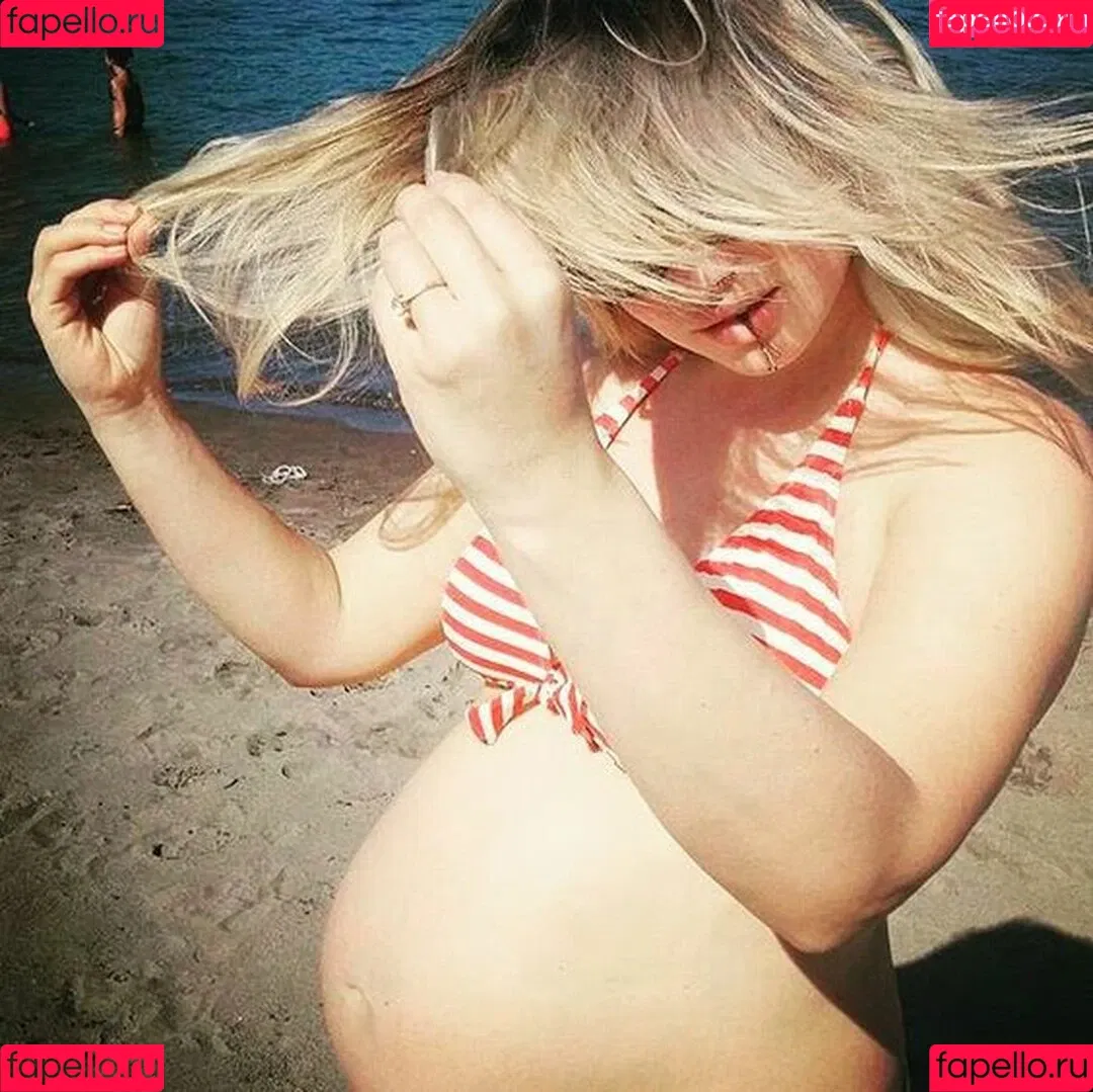 Tara Lynn Onlyfans Photo Gallery 