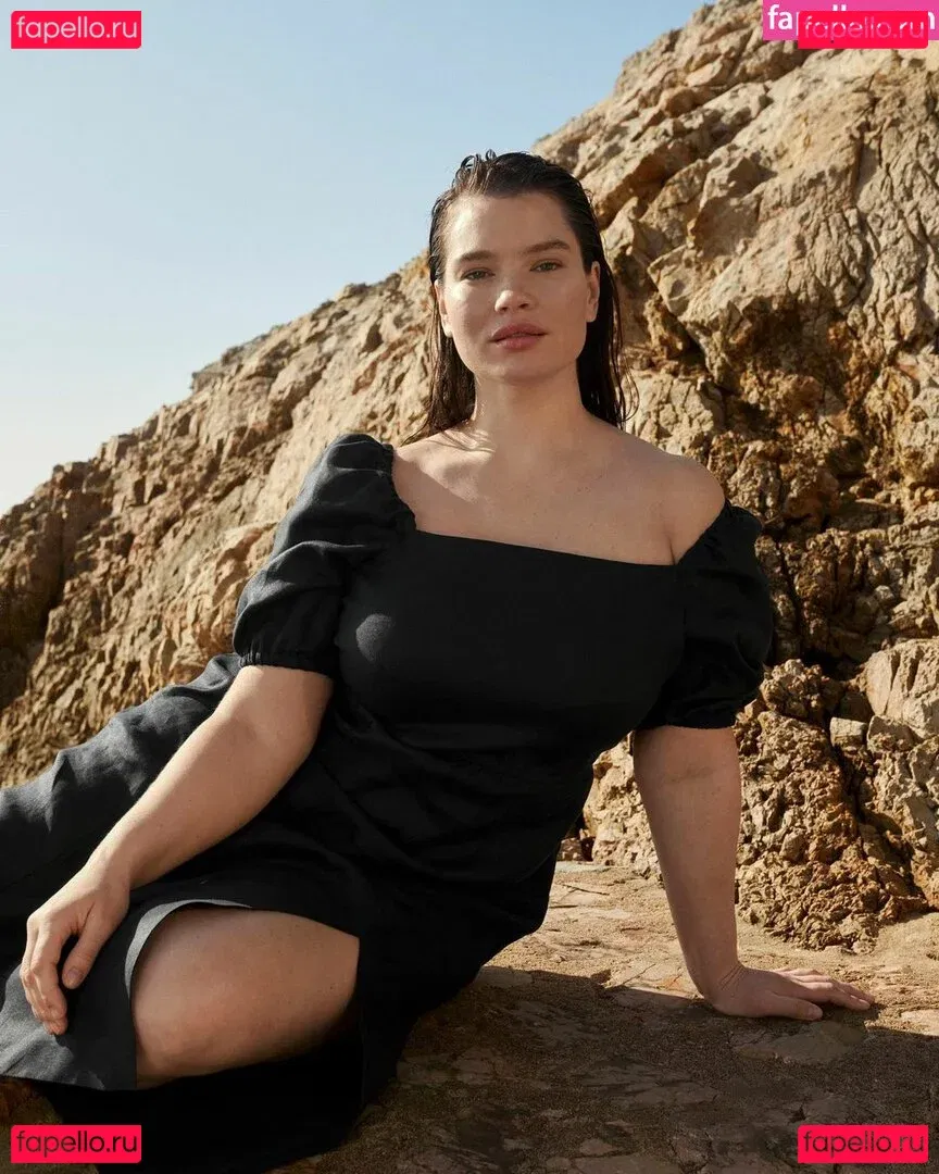 Tara Lynn Onlyfans Photo Gallery 