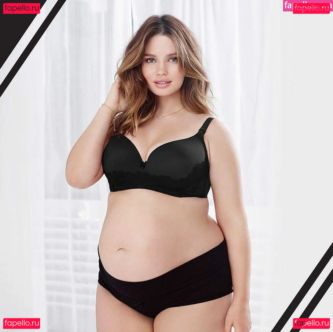 Tara Lynn Onlyfans Photo Gallery 