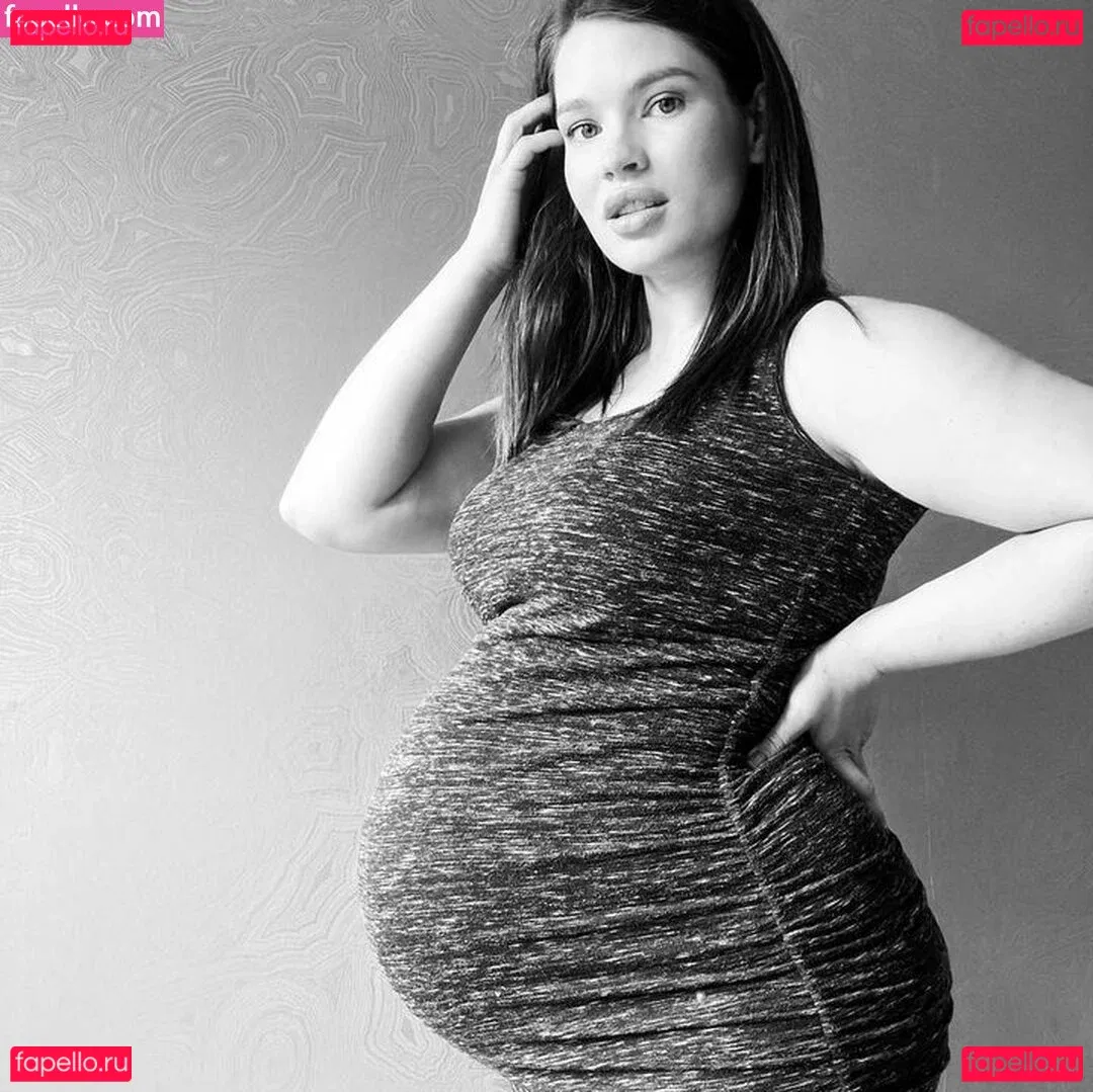 Tara Lynn Onlyfans Photo Gallery 