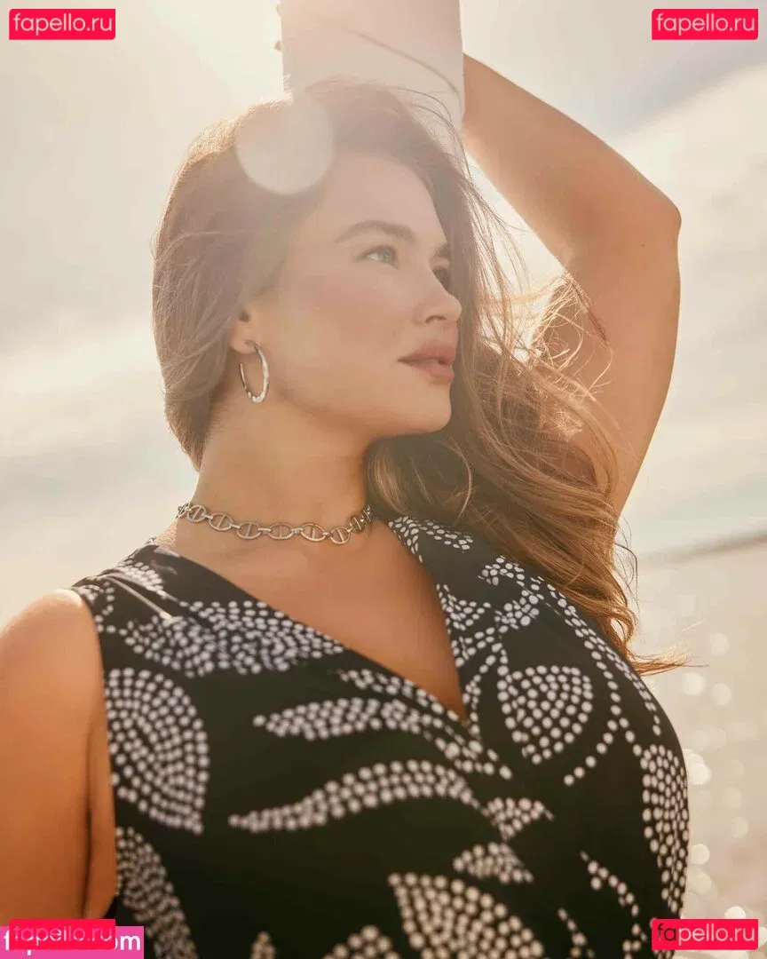 Tara Lynn Onlyfans Photo Gallery 