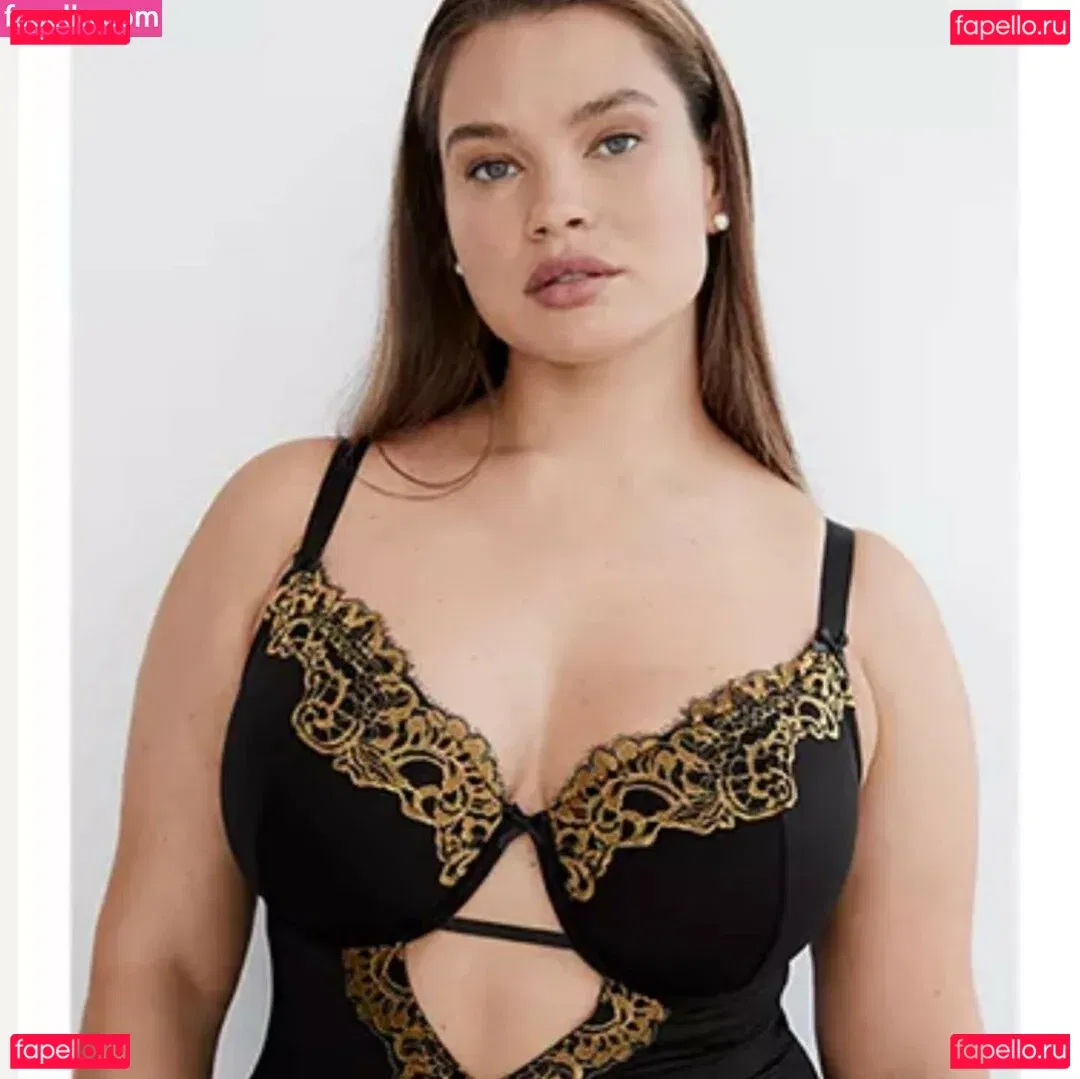 Tara Lynn Onlyfans Photo Gallery 