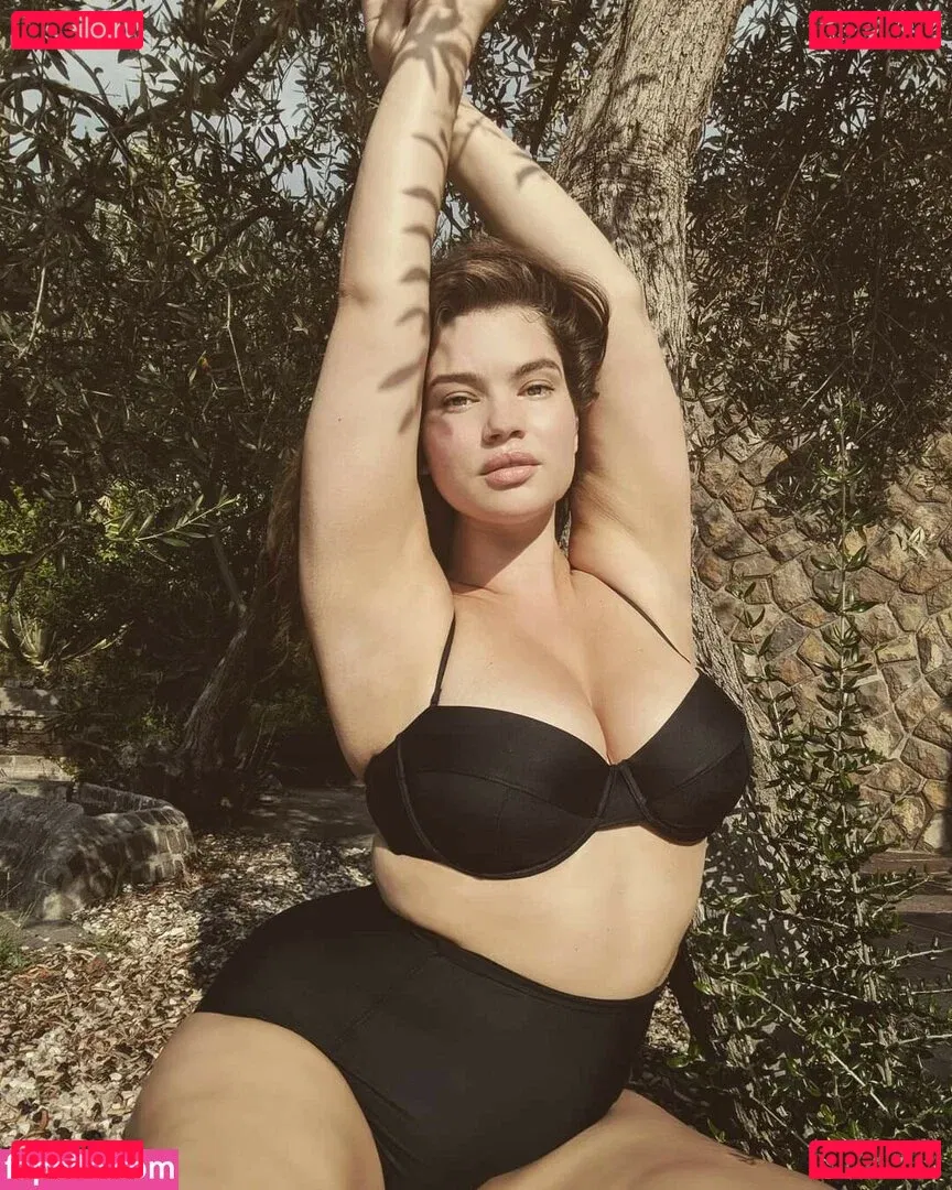 Tara Lynn Onlyfans Photo Gallery 