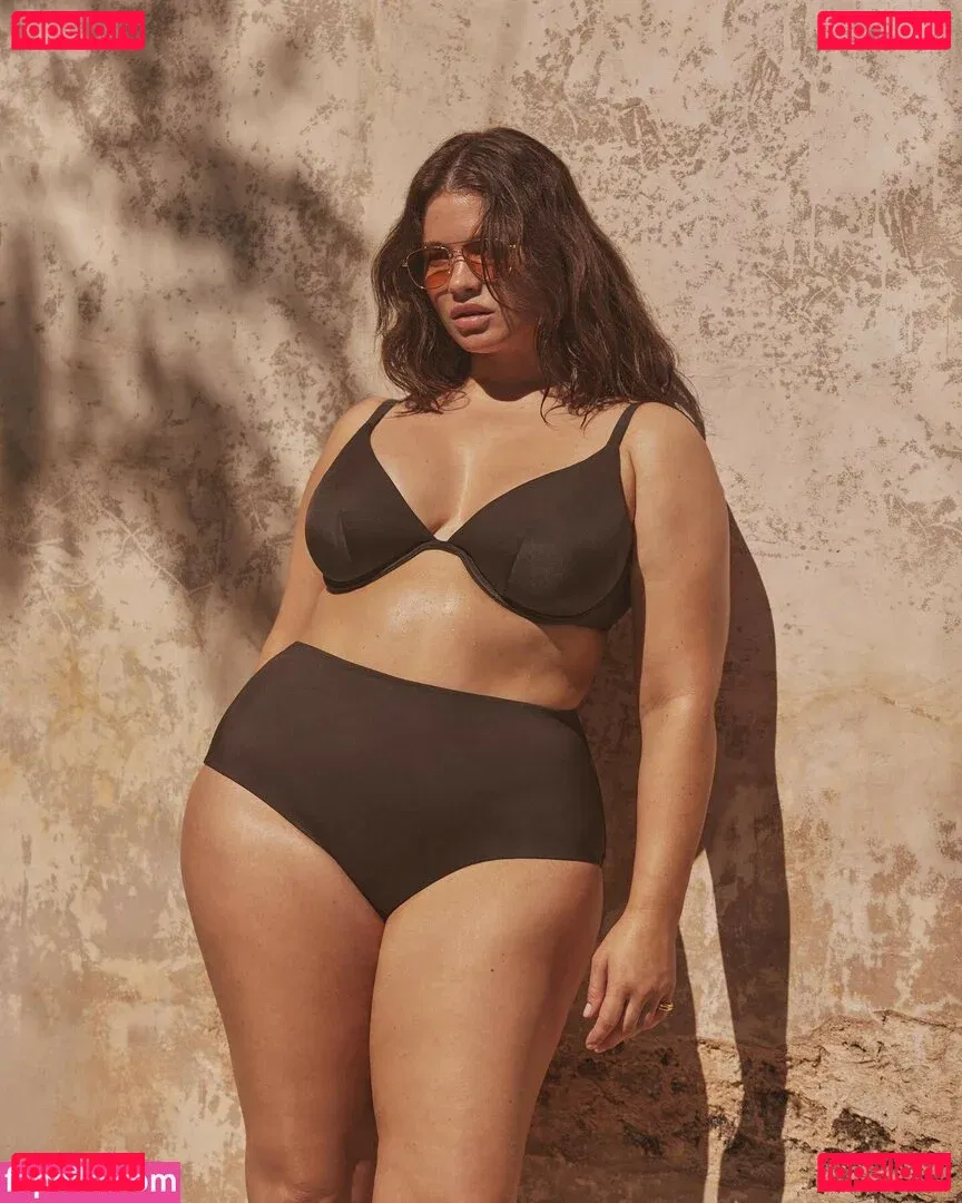 Tara Lynn Onlyfans Photo Gallery 