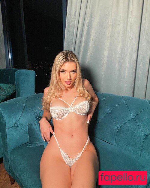 Lamora Nude Onlyfans Photo 9