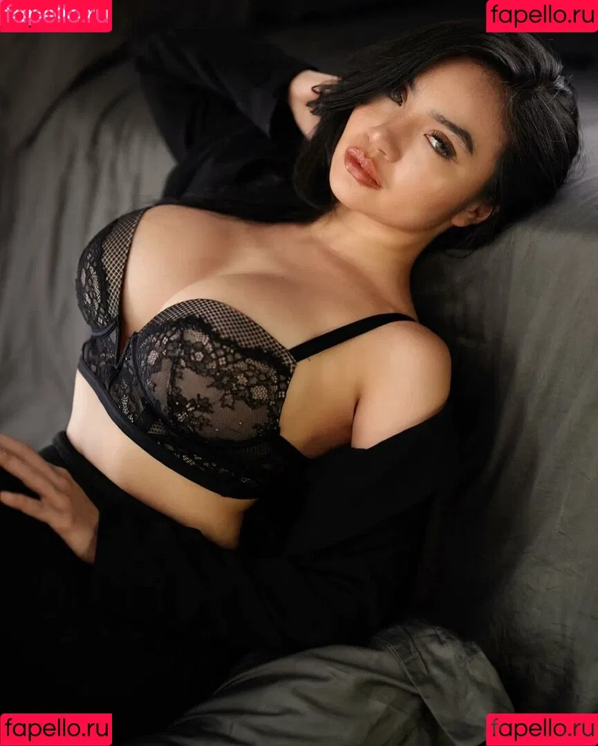 Monica Ardhea Onlyfans Photo Gallery 