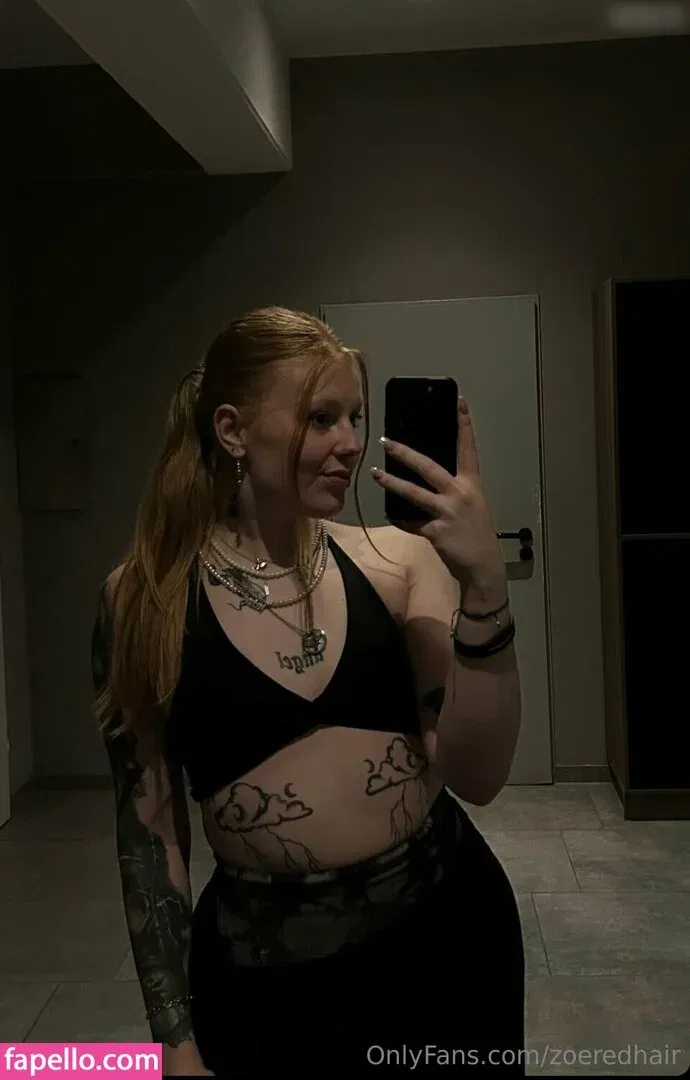 ZoeRedHair Onlyfans Photo Gallery 