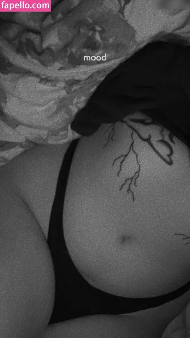 ZoeRedHair Onlyfans Photo Gallery 