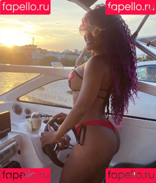 Purple Sexy VIP Onlyfans Photo Gallery 