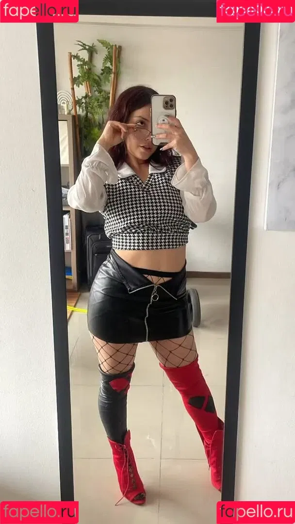 maranohemi Onlyfans Photo Gallery 
