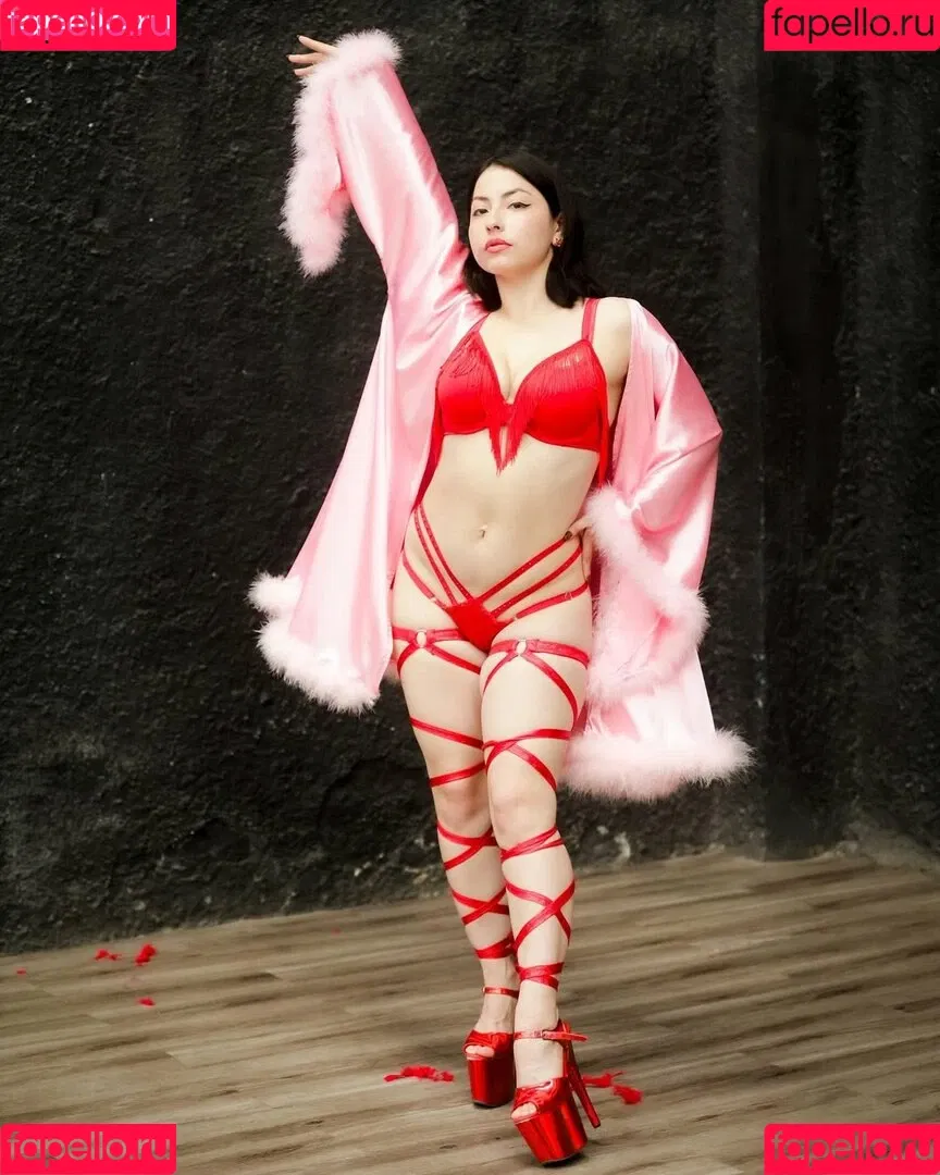 maranohemi Onlyfans Photo Gallery 