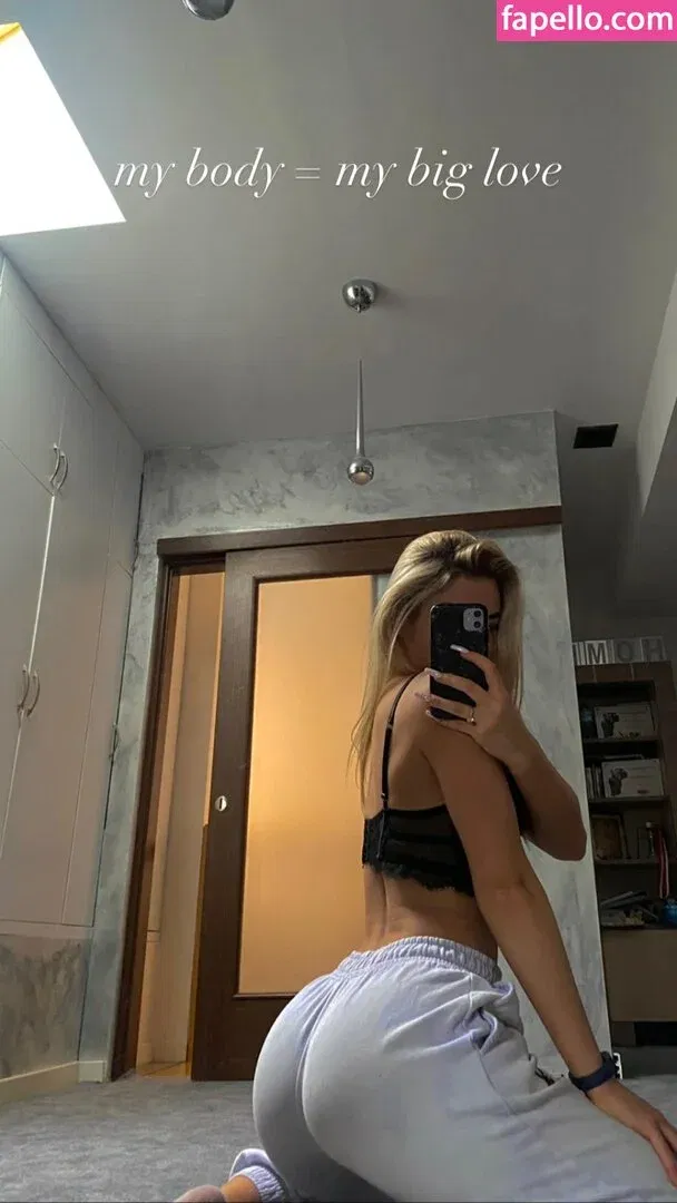 jolievmarrie Onlyfans Photo Gallery 