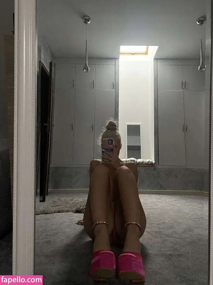 jolievmarrie Onlyfans Photo Gallery 