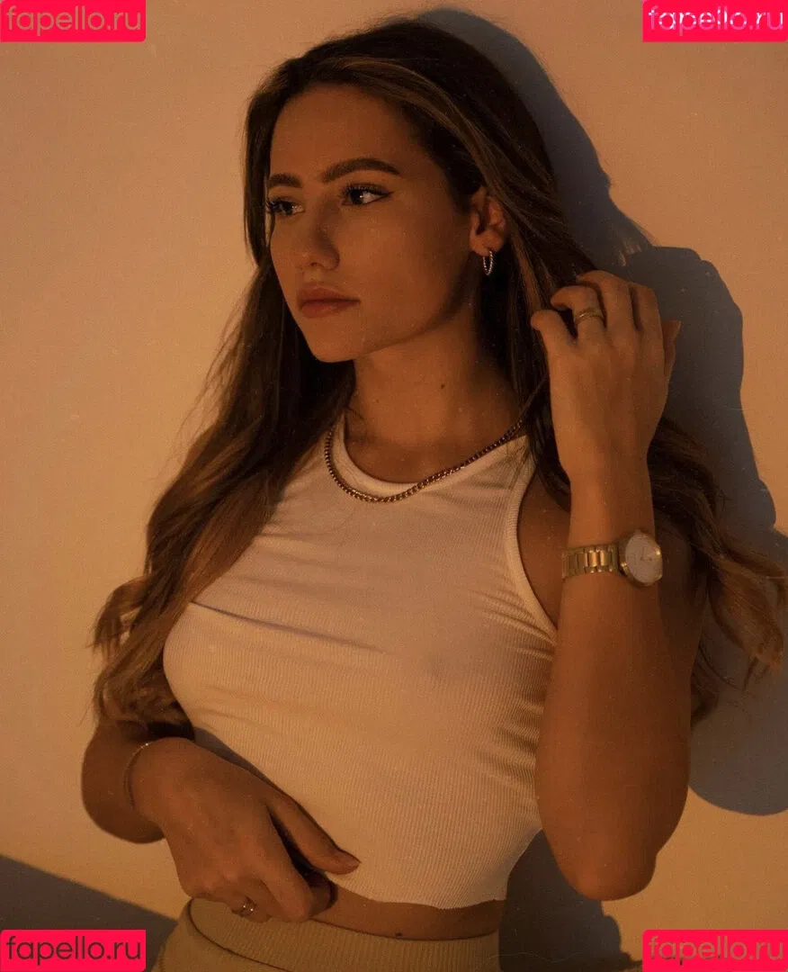 Sophia Chiara Onlyfans Photo Gallery 