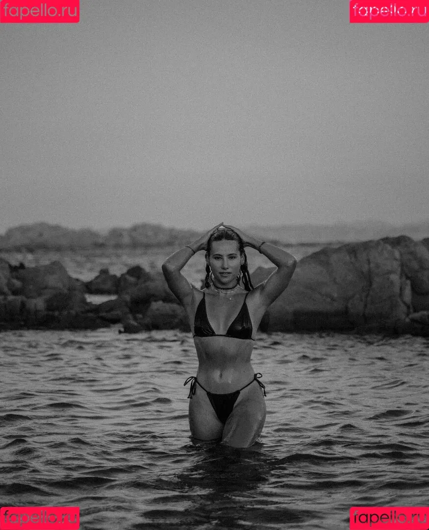 Sophia Chiara Onlyfans Photo Gallery 