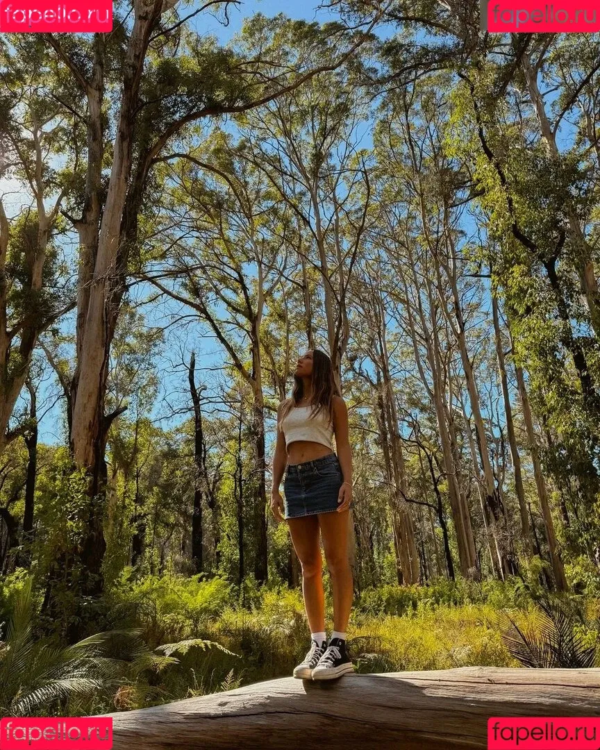 Sophia Chiara Onlyfans Photo Gallery 
