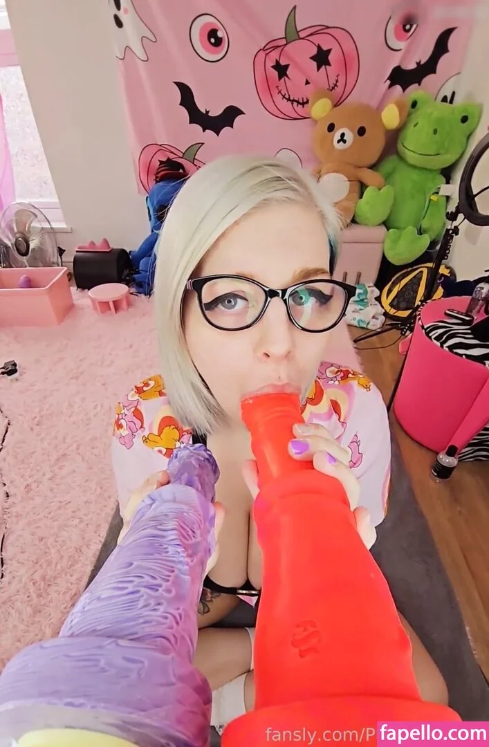 Pupsicle_stick Onlyfans Photo Gallery 