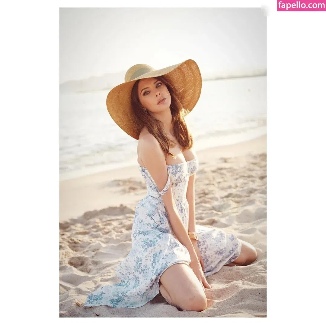 Frédérique Bel Onlyfans Photo Gallery 