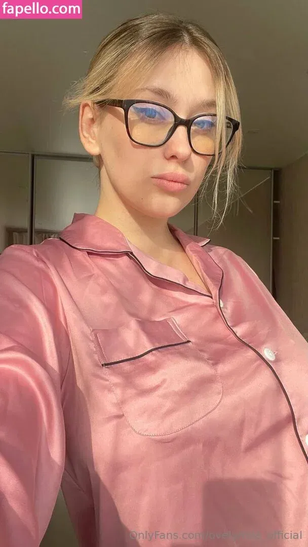 ovelymila_official Onlyfans Photo Gallery 
