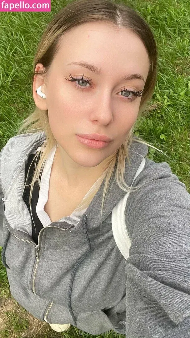 ovelymila_official Onlyfans Photo Gallery 