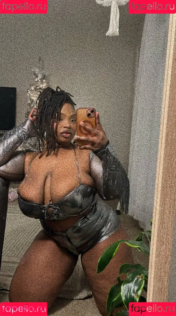 LexBlueberri Onlyfans Photo Gallery 