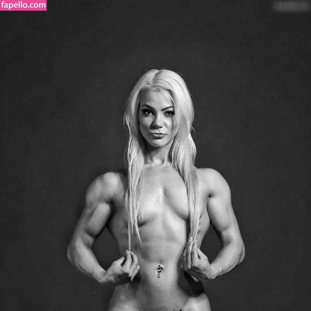 Muscle Barbie Onlyfans Photo Gallery 