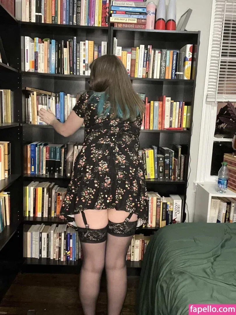 Comfy Karen Onlyfans Photo Gallery 