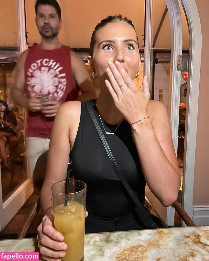 Emilia Dettorre Onlyfans Photo Gallery 