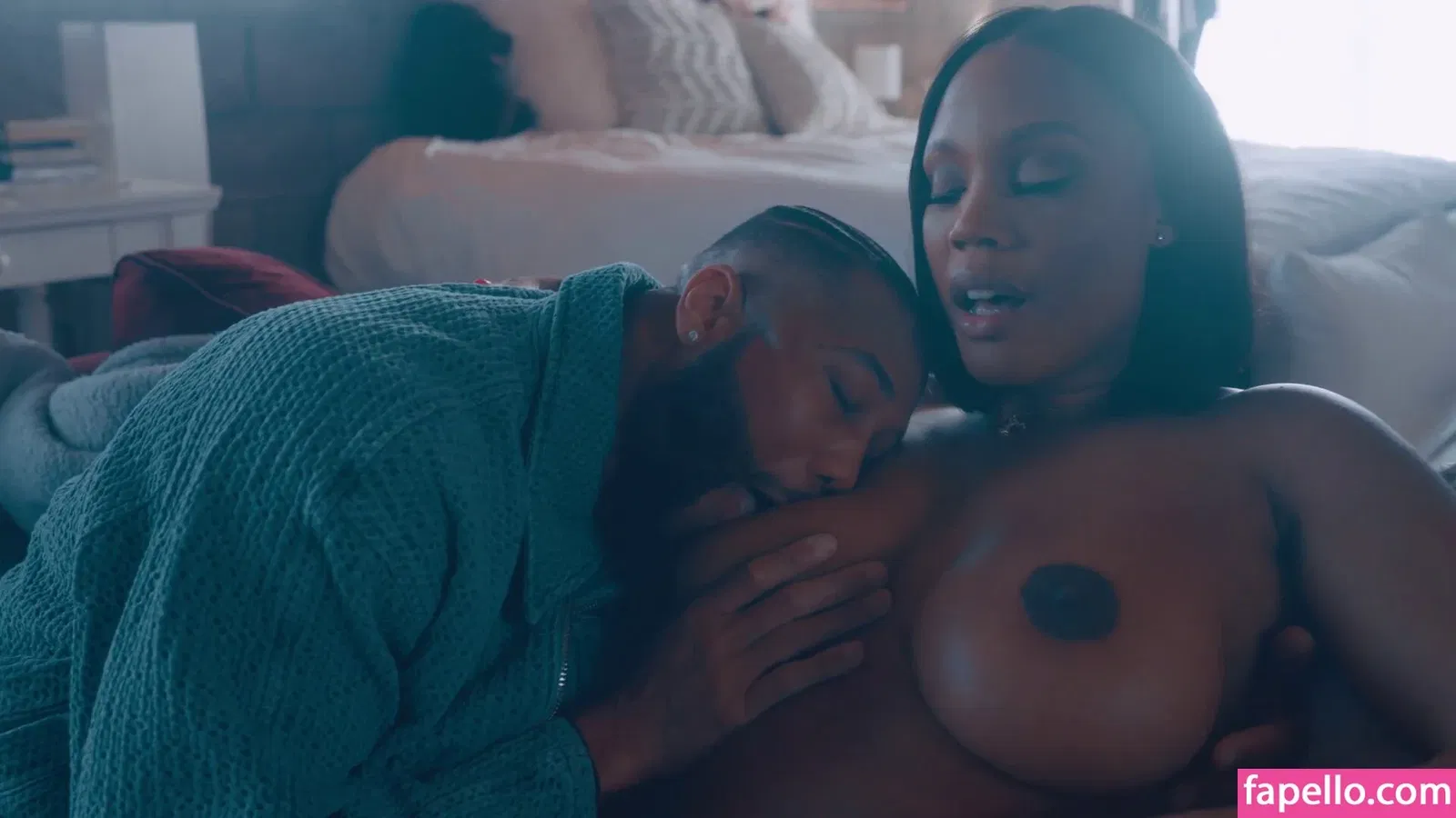 August Skye Onlyfans Photo Gallery 