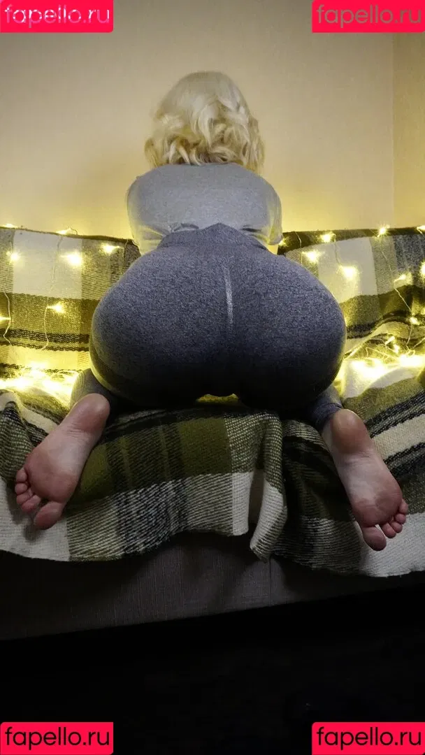Lerka ASMRka Onlyfans Photo Gallery 