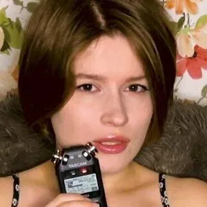 Lerka ASMRka Onlyfans Photo Gallery 