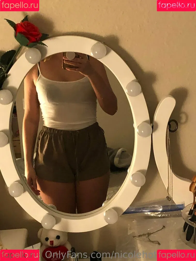 nicolehotwifefree Onlyfans Photo Gallery 