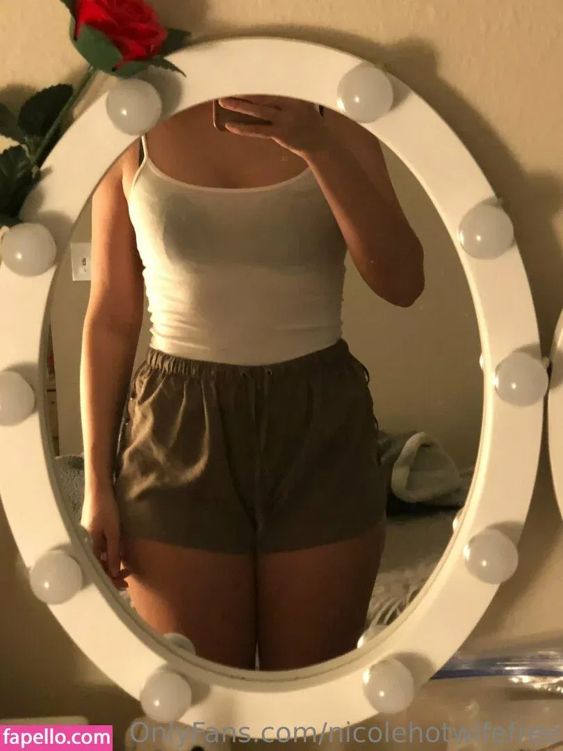 nicolehotwifefree Onlyfans Photo Gallery 