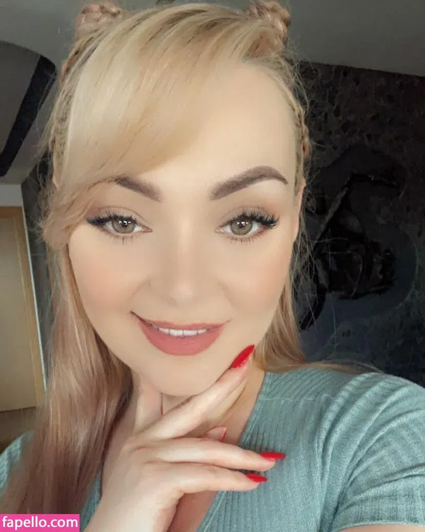 Micky Bells Onlyfans Photo Gallery 