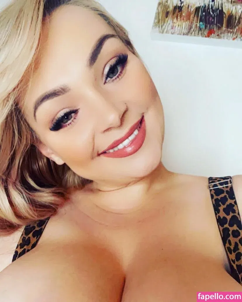 Micky Bells Onlyfans Photo Gallery 