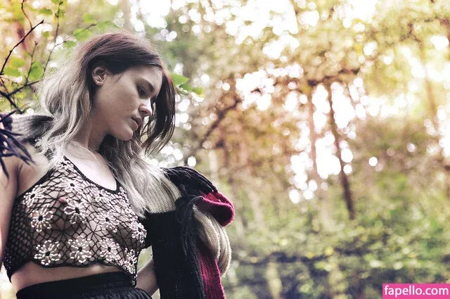 Polly Ellens Onlyfans Photo Gallery 