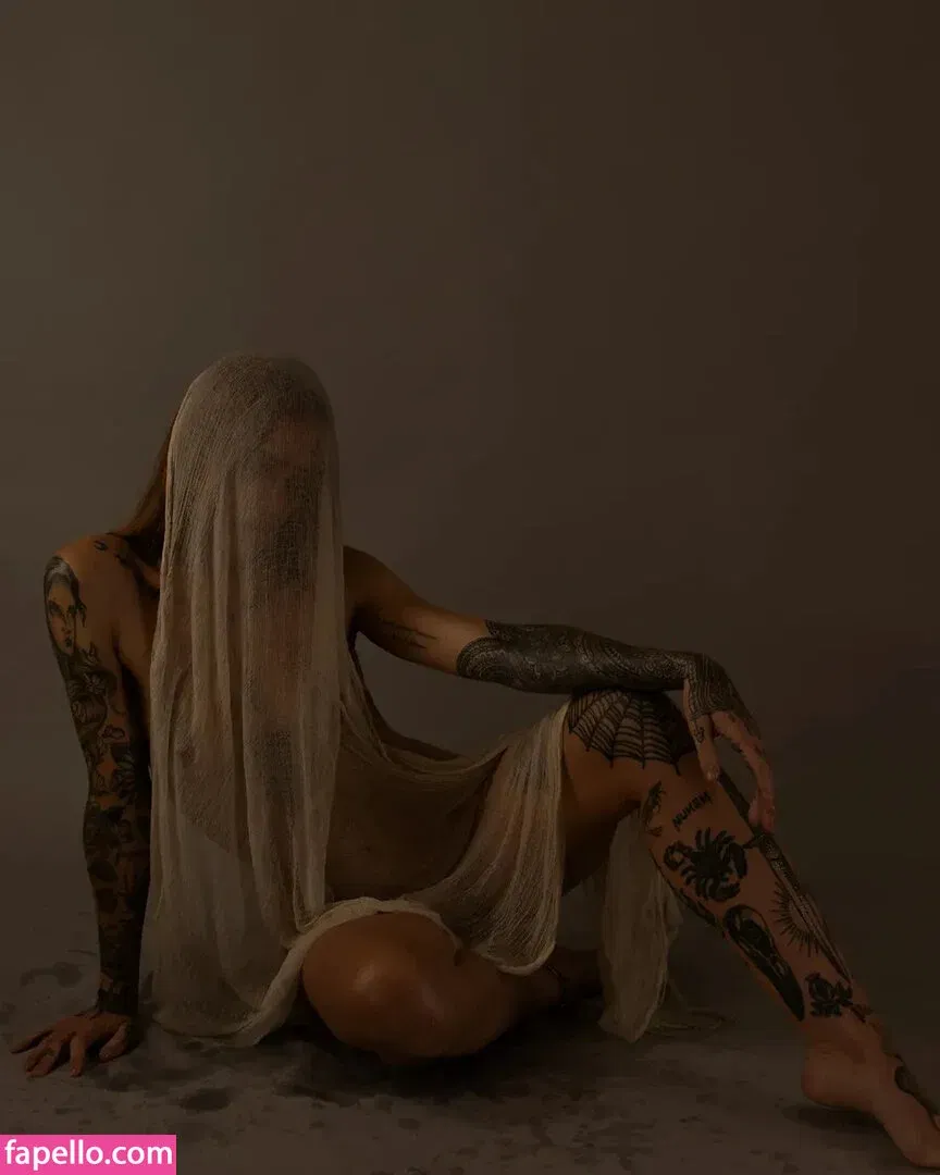 Polly Ellens Onlyfans Photo Gallery 