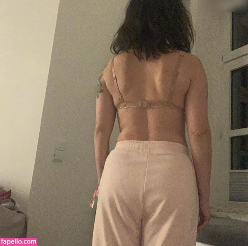 Charlotte Roche Onlyfans Photo Gallery 