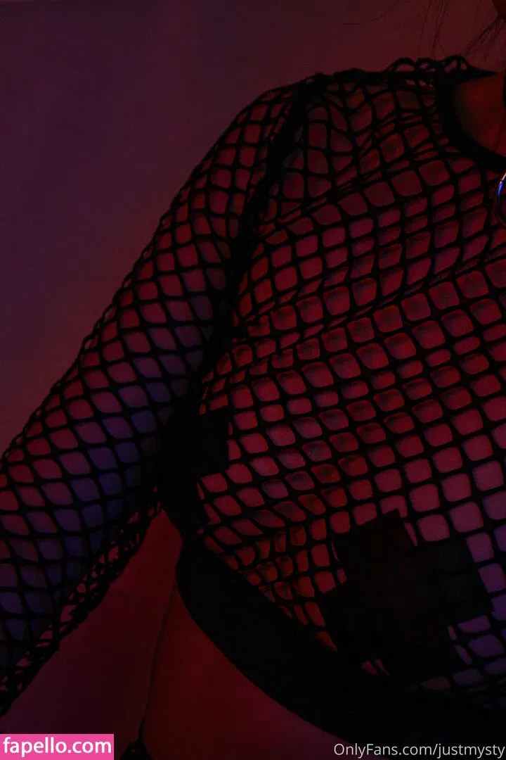 justmysty Onlyfans Photo Gallery 
