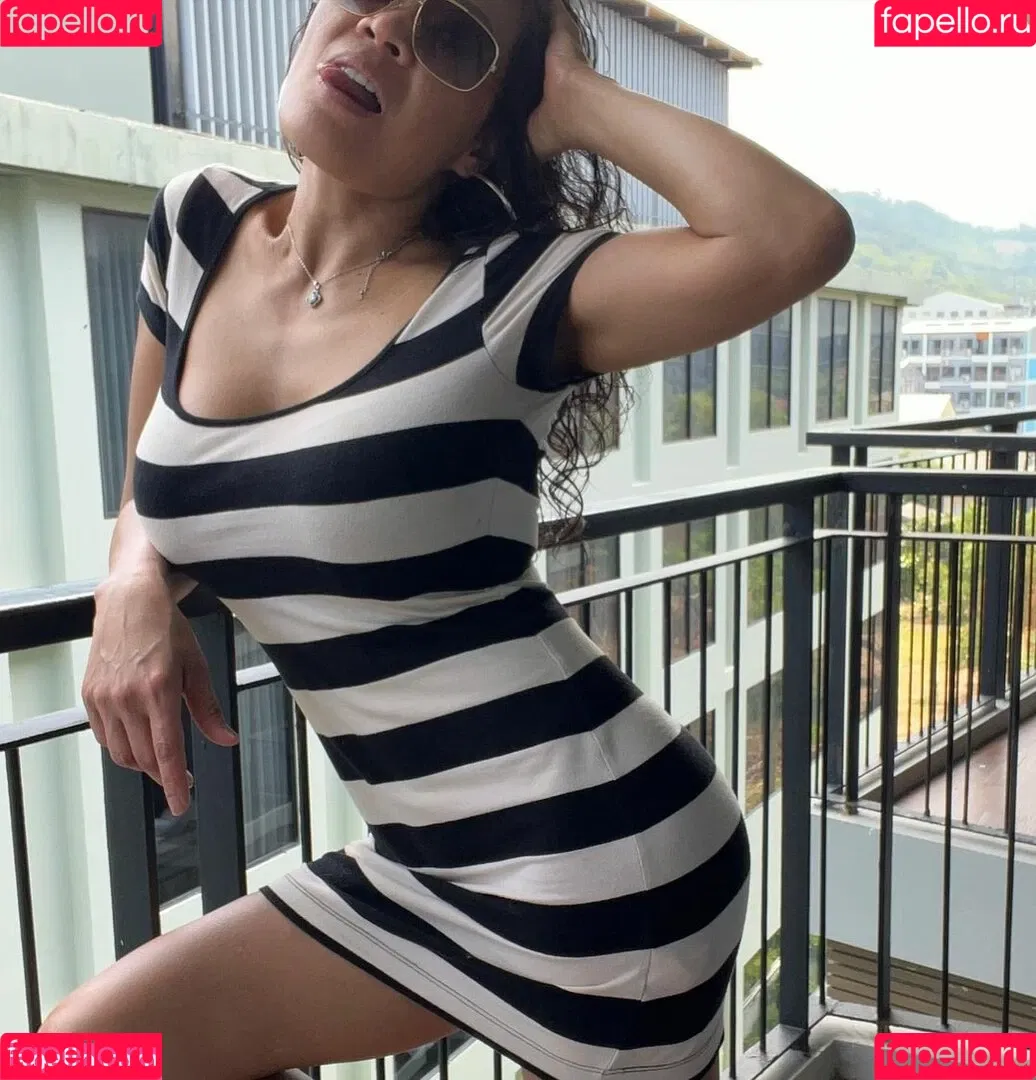 SexyPinayofficial1 Onlyfans Photo Gallery 