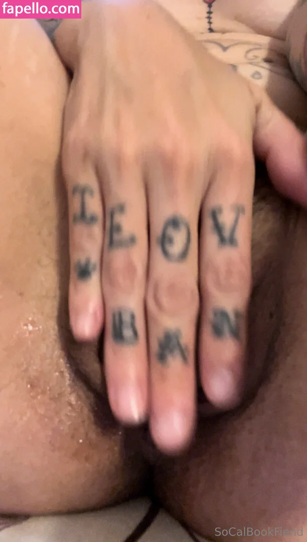 Stacey Socalbookfiend Onlyfans Photo Gallery 