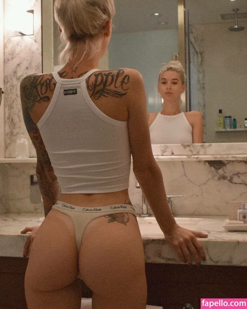 Lara Cavallo Onlyfans Photo Gallery 