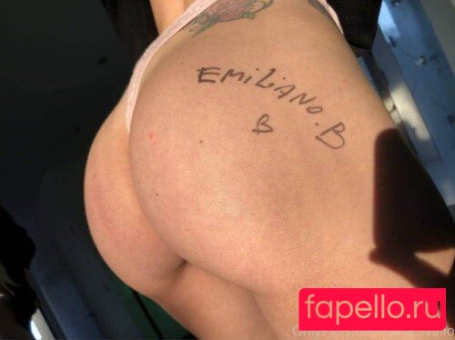 Lara Cavallo Nude Onlyfans Photo 19