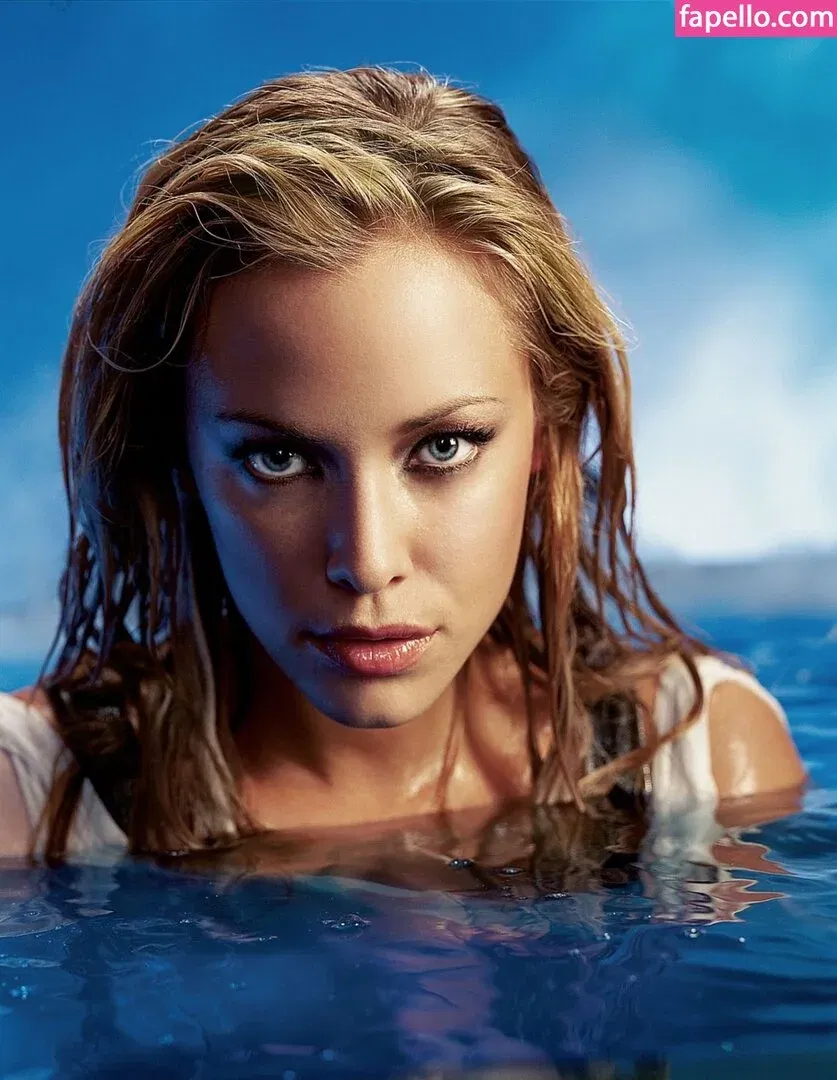 lucyxxxcam Onlyfans Photo Gallery 