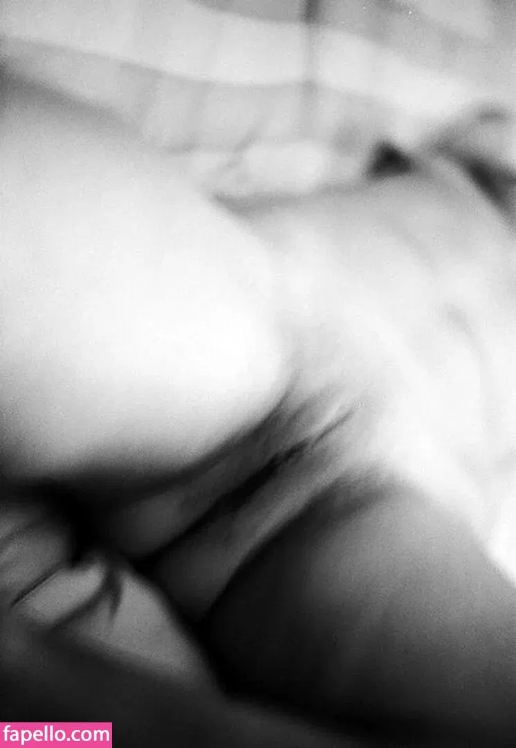 lucyxxxcam Onlyfans Photo Gallery 