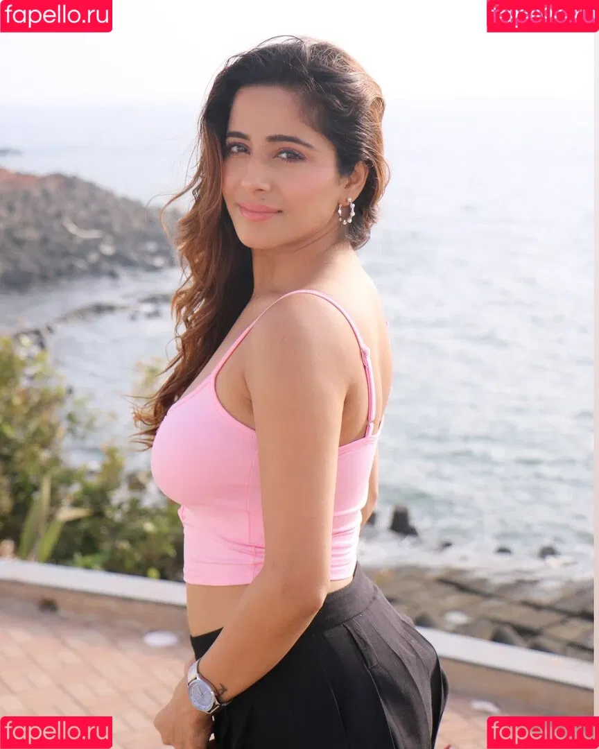 Kate Sharma Onlyfans Photo Gallery 
