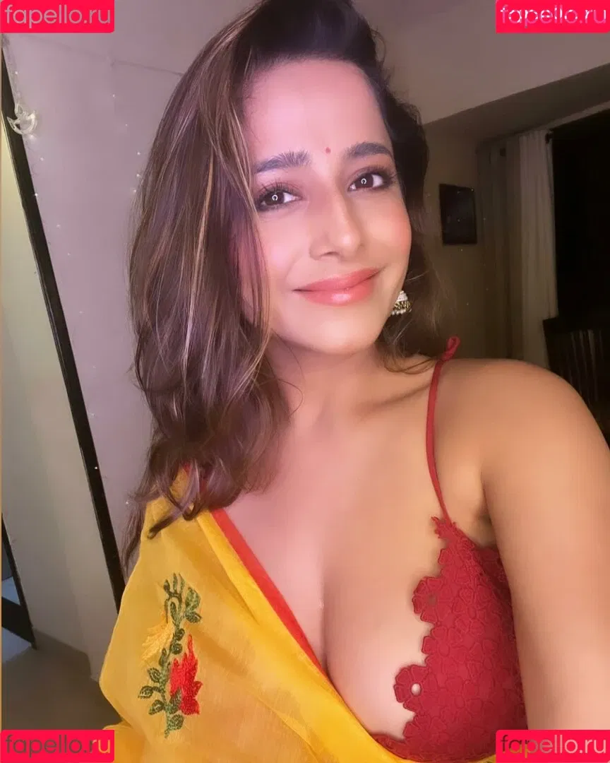 Kate Sharma Onlyfans Photo Gallery 
